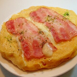 長芋入り　チーズとベーコンとあおさのお好み焼